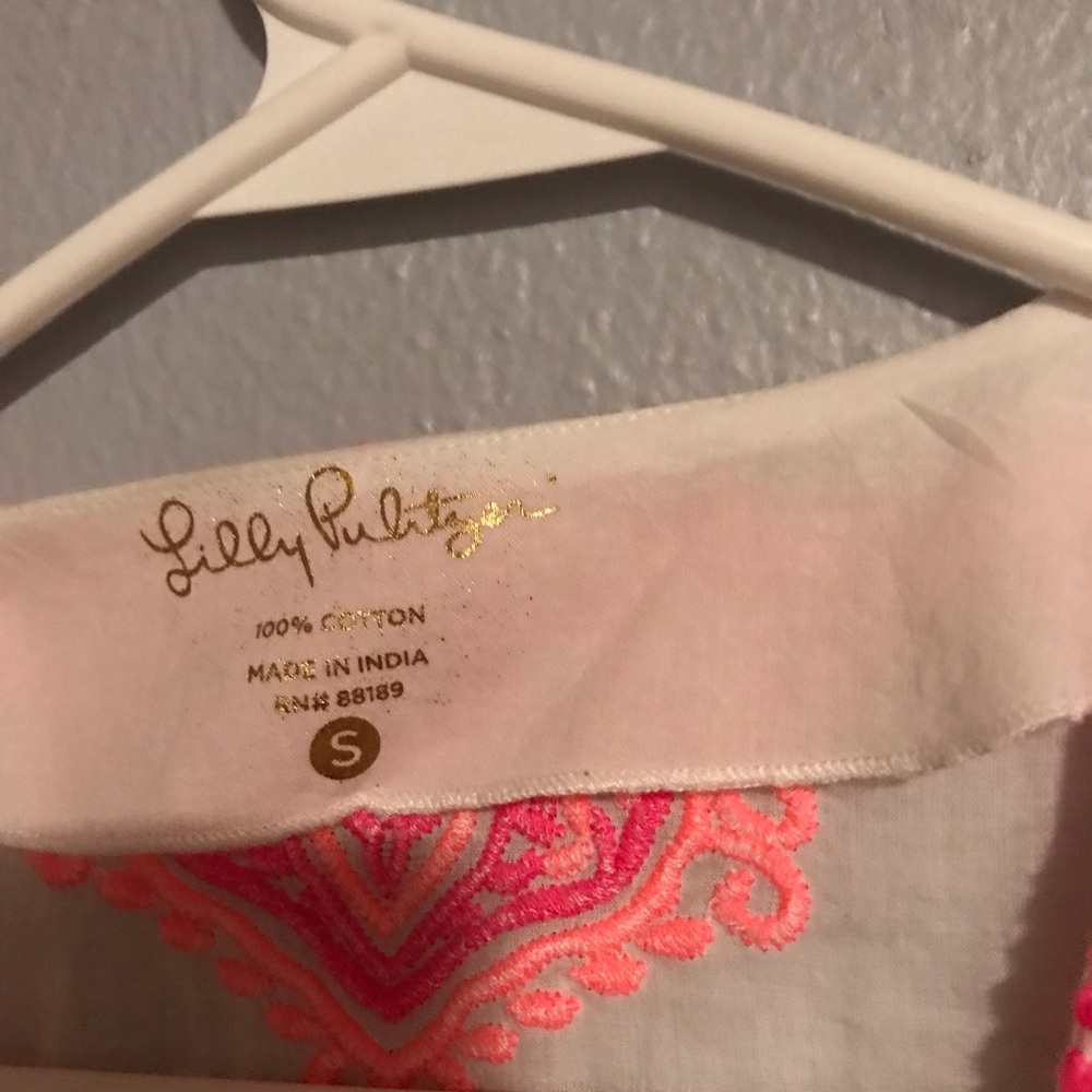 Lilly Pulitzer Amelia Island White Top with Pink Embroidery - Picture 3 of 16